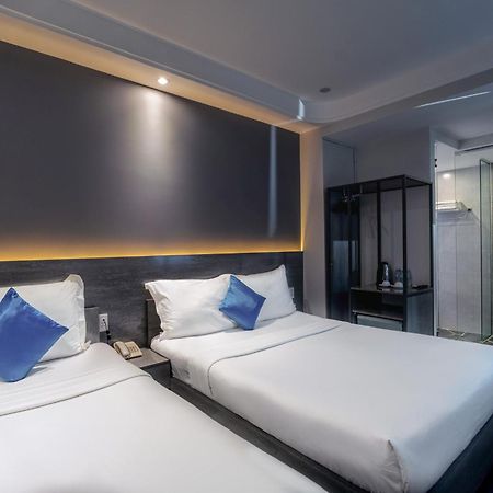 Ruby Saigon Hotel - Ben Thanh Хошимин Екстериор снимка