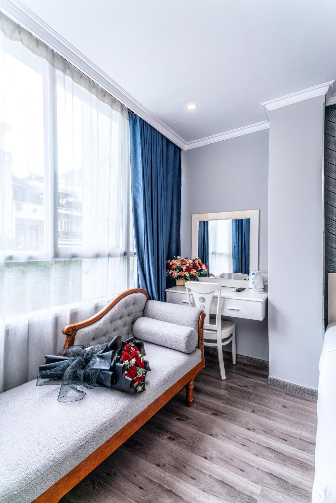 Ruby Saigon Hotel - Ben Thanh Хошимин Екстериор снимка