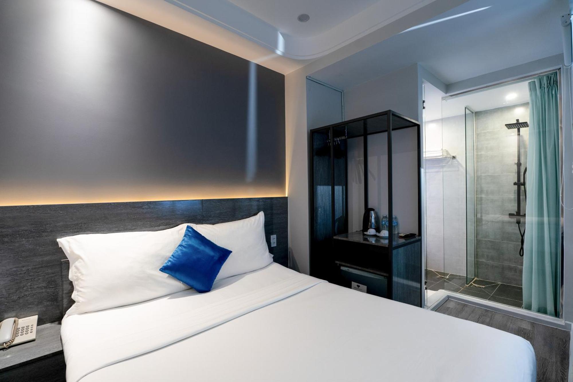 Ruby Saigon Hotel - Ben Thanh Хошимин Екстериор снимка