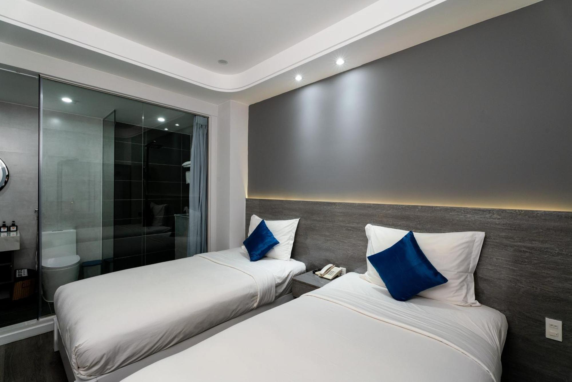 Ruby Saigon Hotel - Ben Thanh Хошимин Екстериор снимка