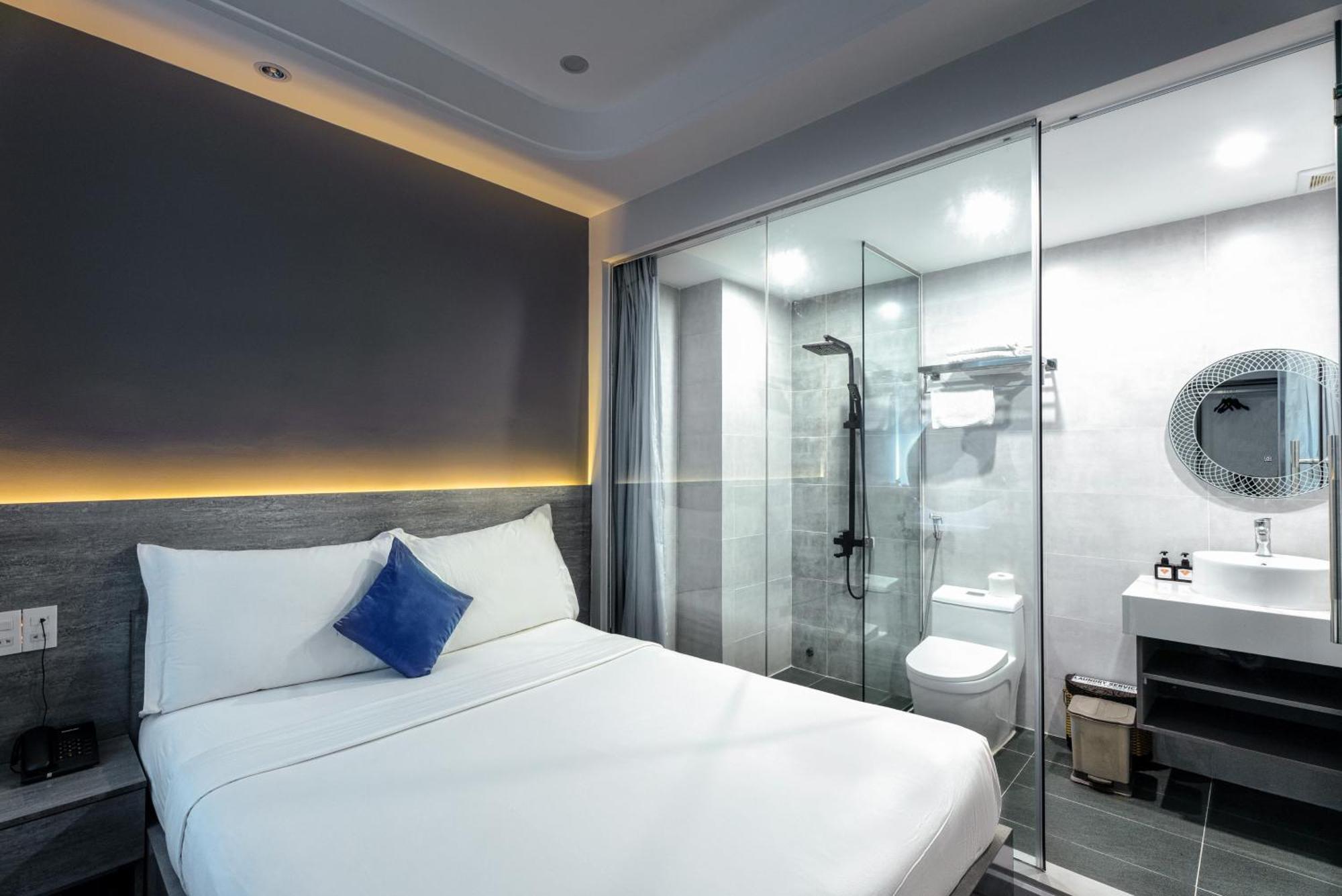 Ruby Saigon Hotel - Ben Thanh Хошимин Екстериор снимка