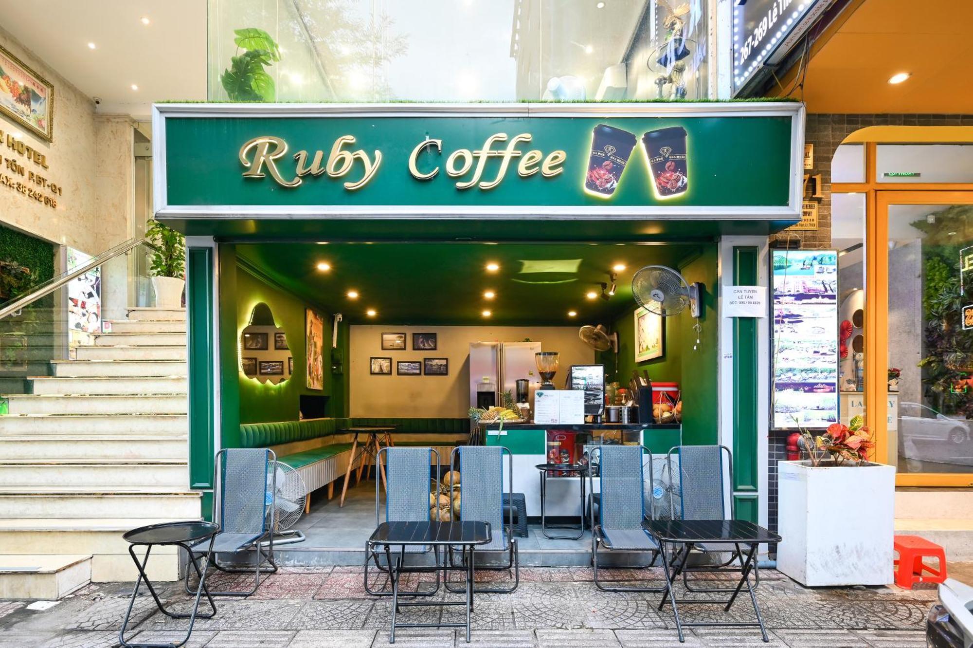 Ruby Saigon Hotel - Ben Thanh Хошимин Екстериор снимка