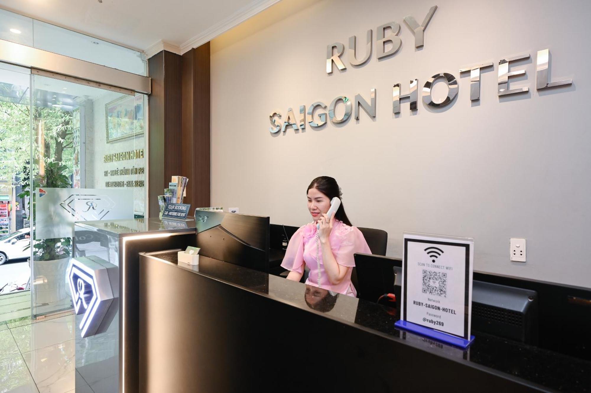 Ruby Saigon Hotel - Ben Thanh Хошимин Екстериор снимка