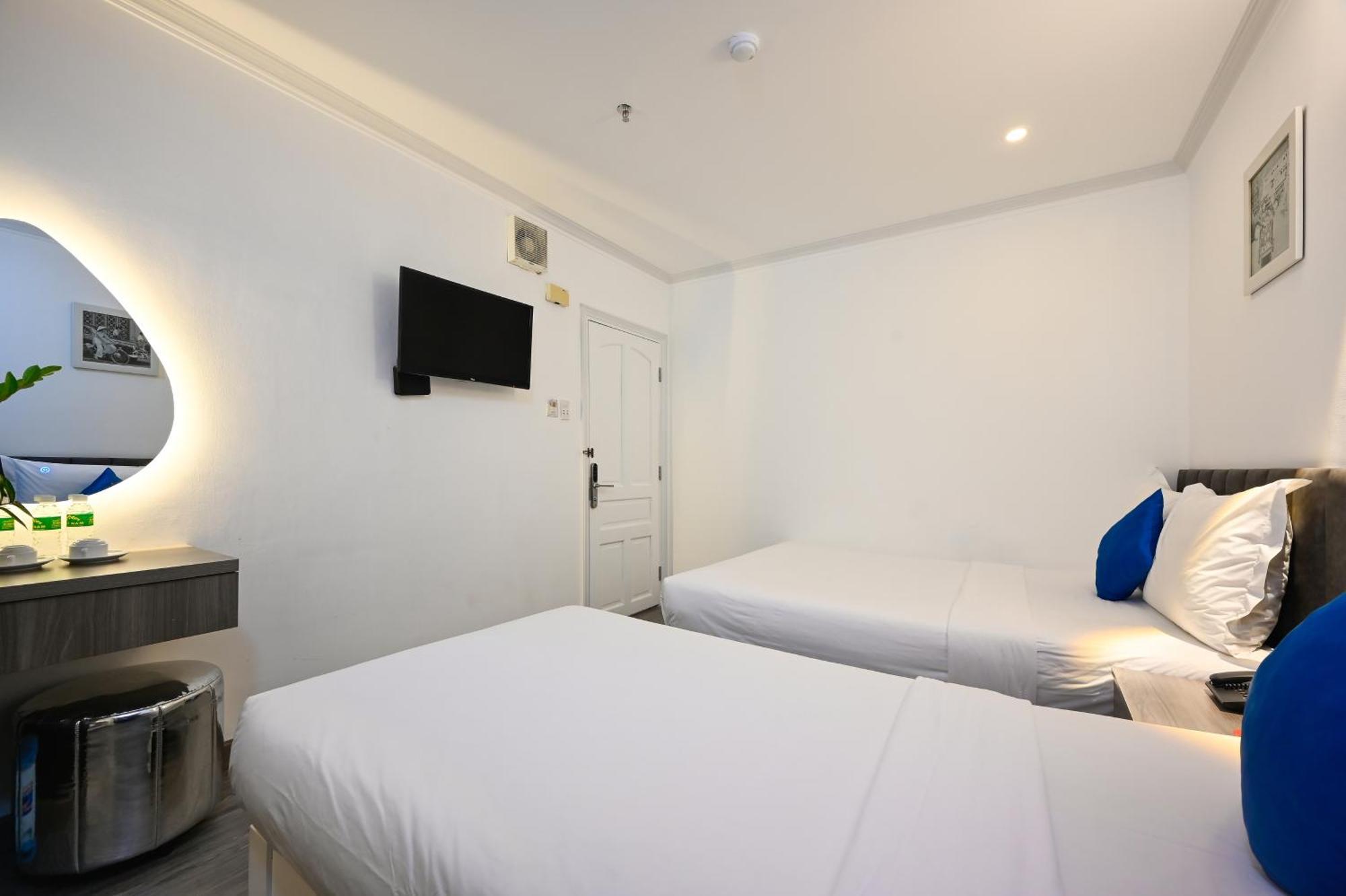 Ruby Saigon Hotel - Ben Thanh Хошимин Екстериор снимка