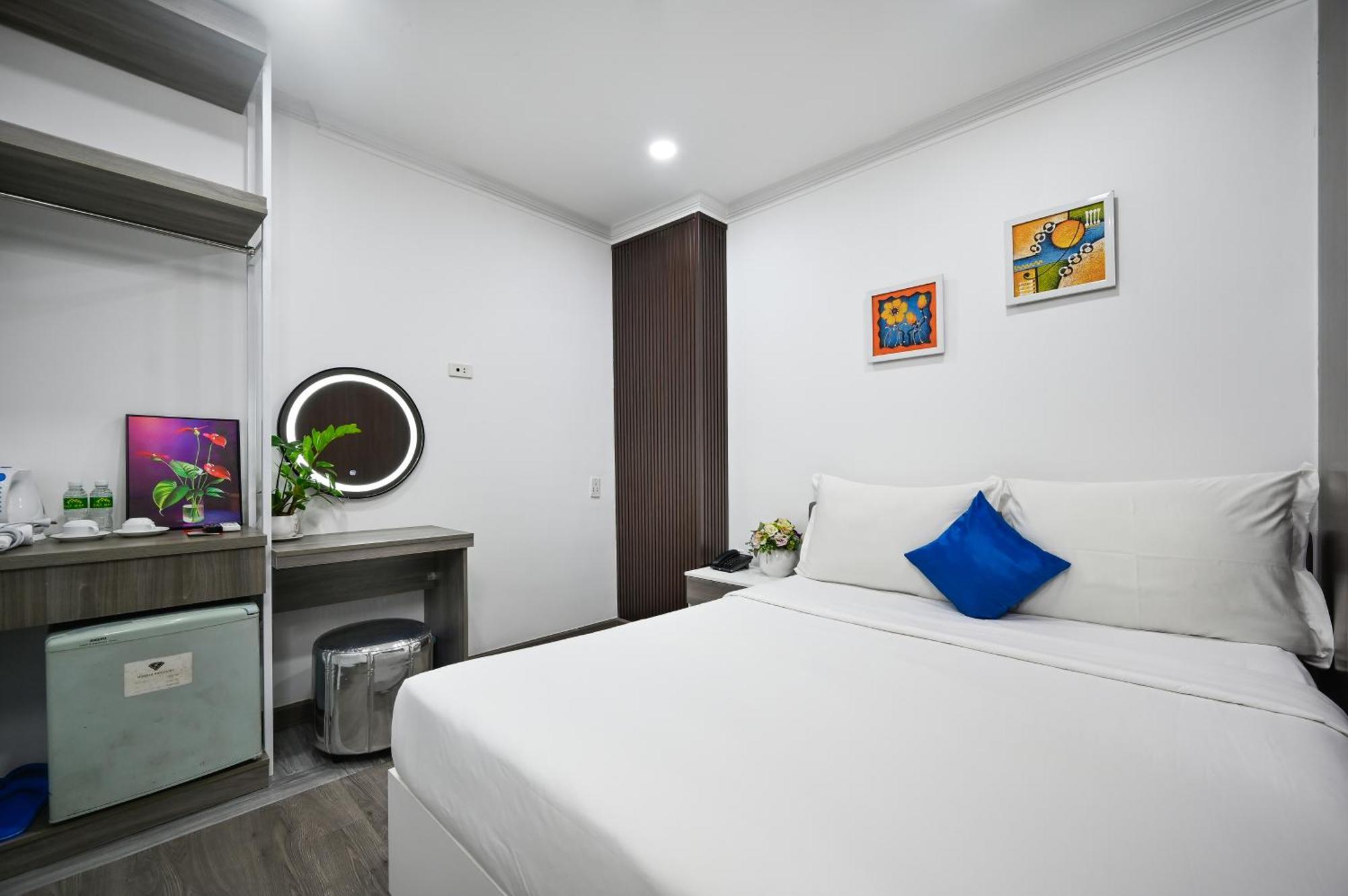 Ruby Saigon Hotel - Ben Thanh Хошимин Екстериор снимка