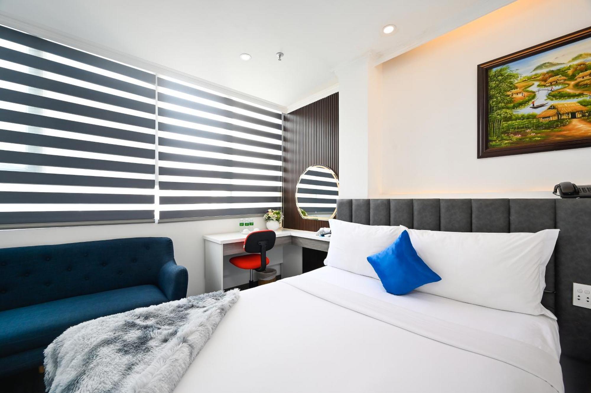 Ruby Saigon Hotel - Ben Thanh Хошимин Екстериор снимка