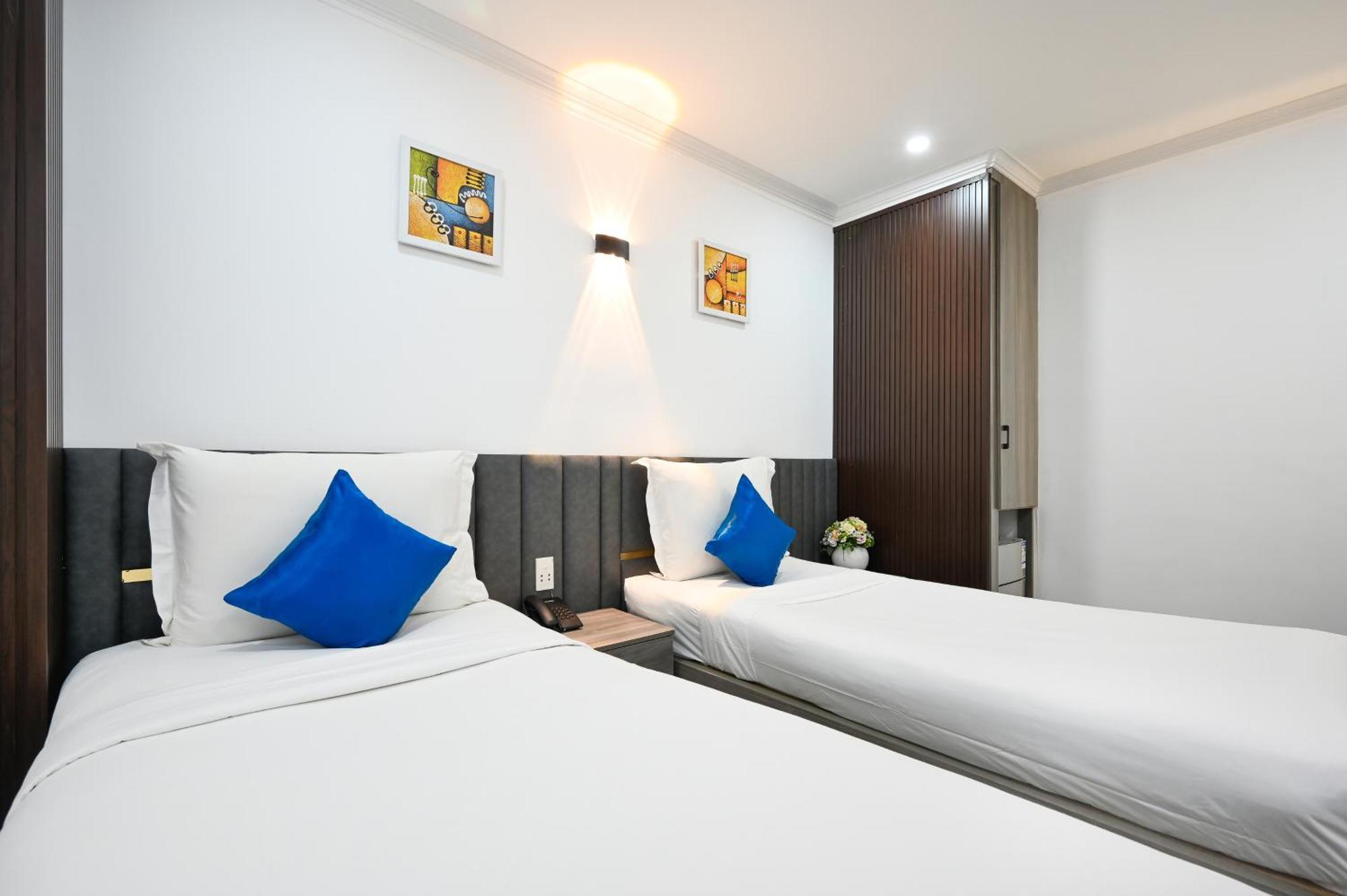 Ruby Saigon Hotel - Ben Thanh Хошимин Екстериор снимка