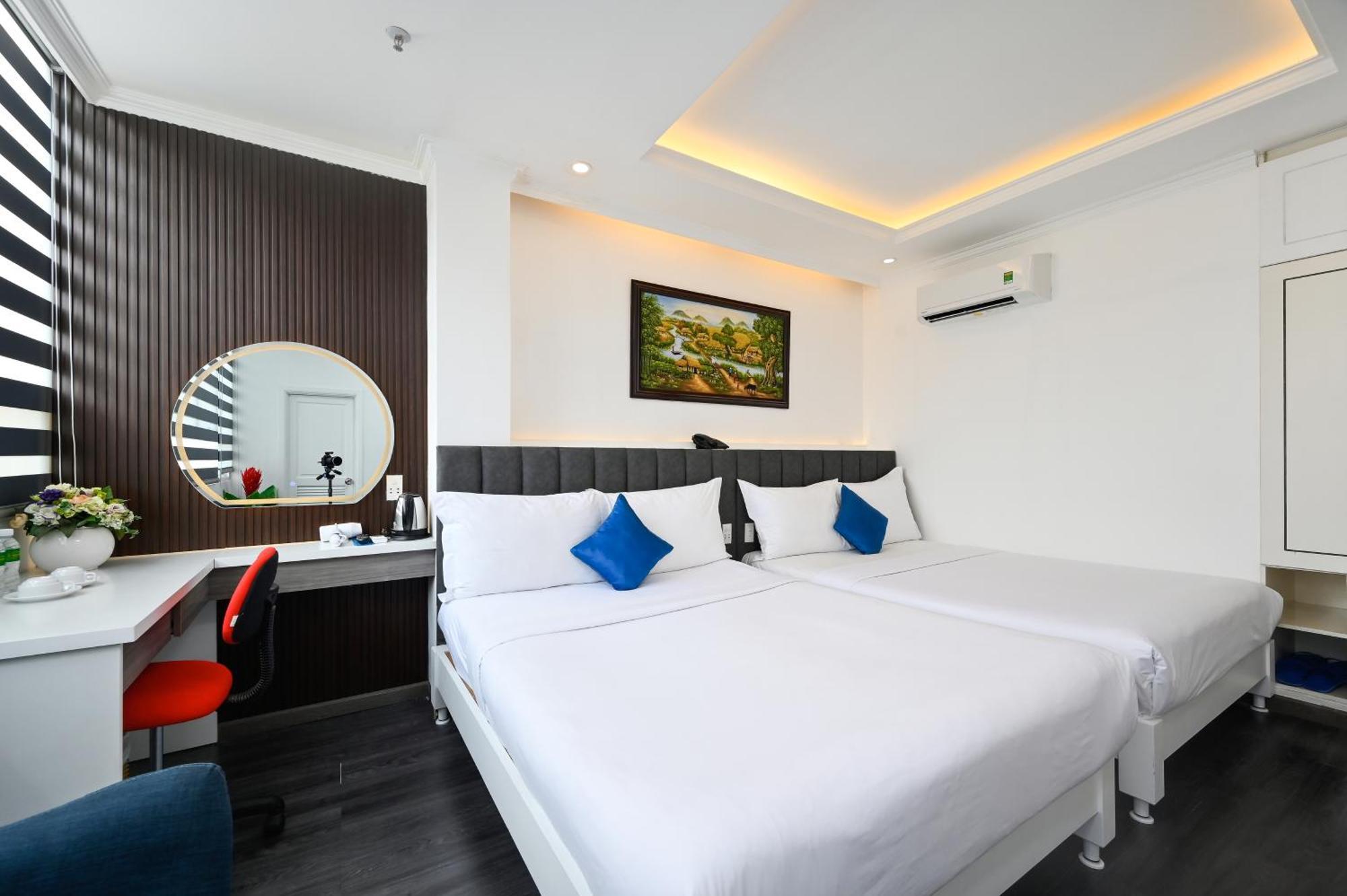 Ruby Saigon Hotel - Ben Thanh Хошимин Екстериор снимка
