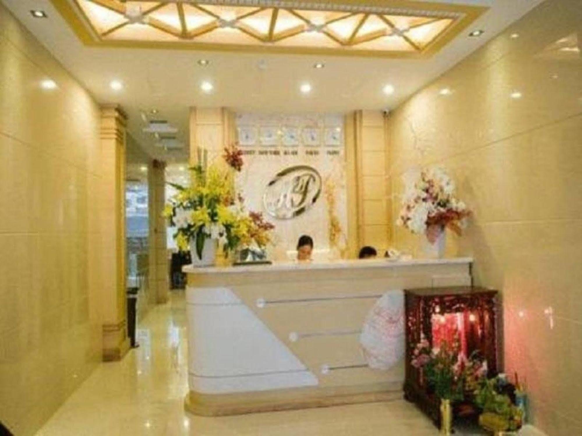 Ruby Saigon Hotel - Ben Thanh Хошимин Екстериор снимка